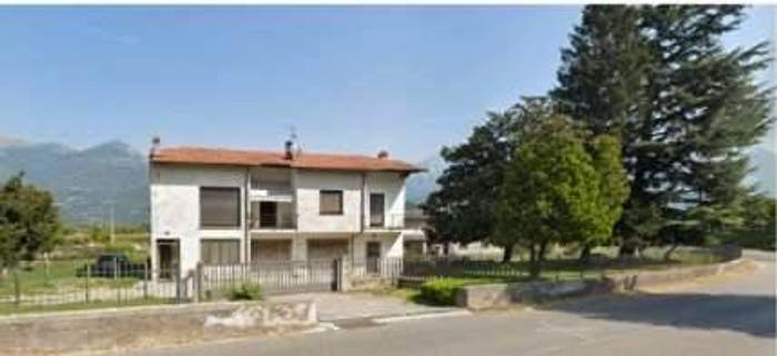 Appartamento quadrilocale in vendita in Via Nazionale Nord, Colico