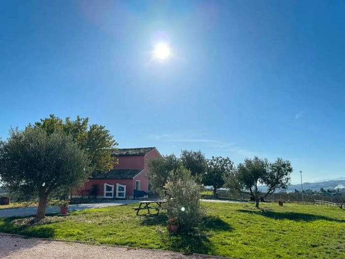 Casa con 6 locali in vendita in Località San Faustino, Cingoli