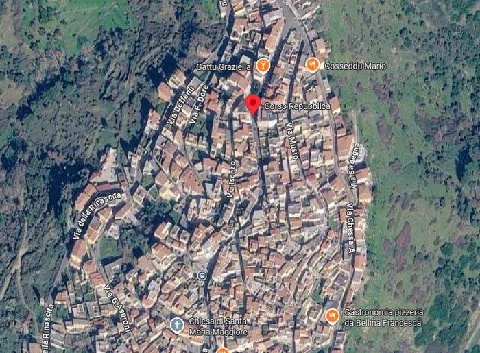 Appartamento con 6 locali in vendita in Corso Repubblica, Centro, Orune