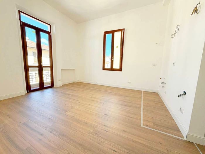 Appartamento trilocale in vendita in Via Ferdinando Paoletti, Leopoldo Vittorio Emanuele Statuto, Firenze