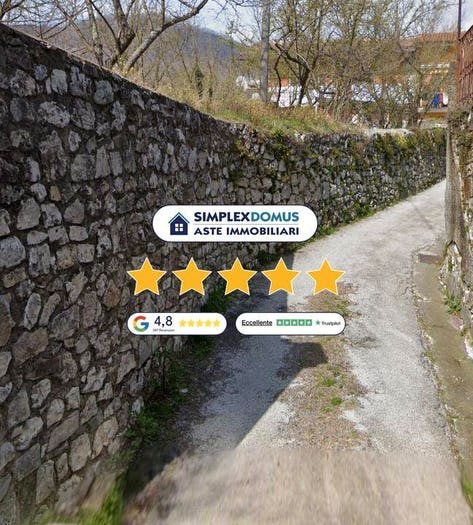 Appartamento quadrilocale in vendita in Vicolo Mele, Centro, Forino