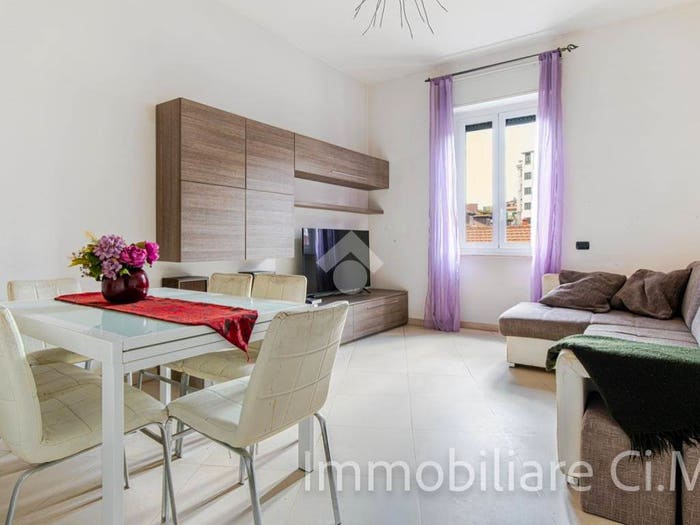 Appartamento trilocale in vendita in VIA PORPORA, Città Studi, Milano