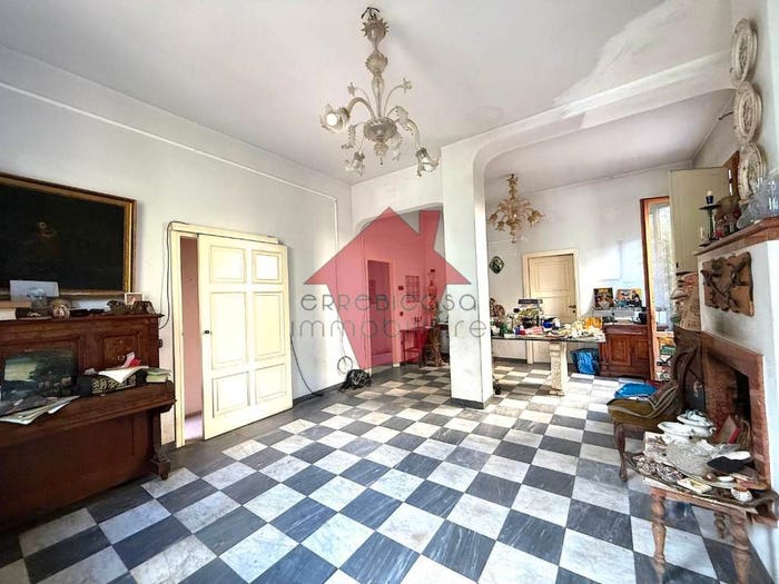Casa con 6 locali in vendita in Piazza A Toscanini, Masini XX Settembre, Empoli