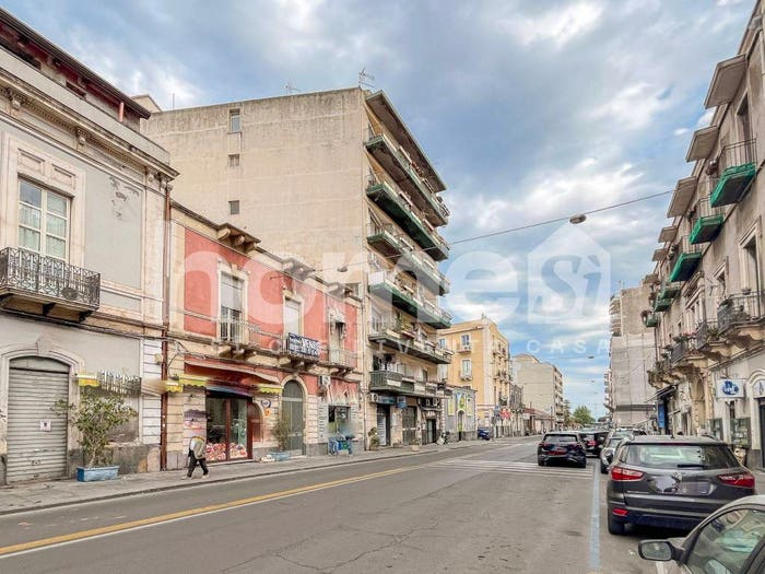 Appartamento quadrilocale in vendita in Viale della Libertà Catania CT Italia, Libertà Stazione, Catania