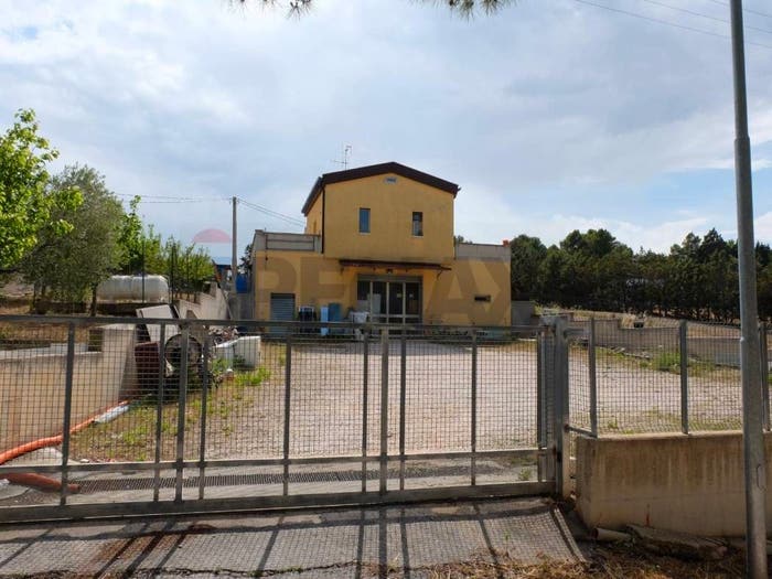 Casa quadrilocale in vendita in Matera