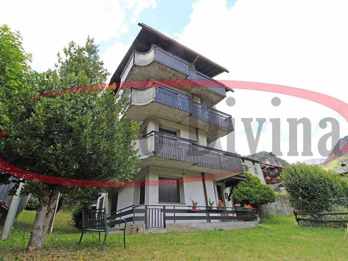 Appartamento trilocale in vendita in Contrada Faldrini, Centro, Chiesa in Valmalenco