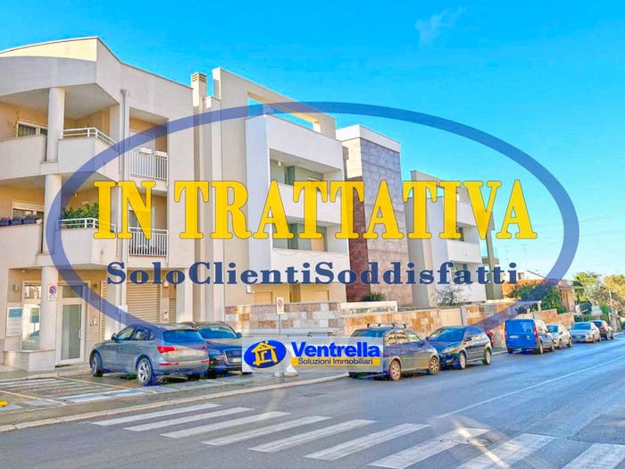 Appartamento quadrilocale in vendita in Viale Napoleone Bonaparte, Putignano