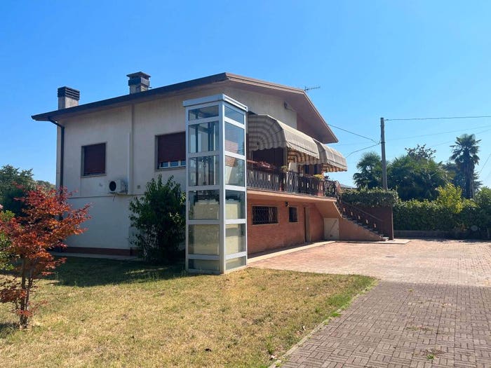 Casa bilocale in vendita in Via Udine, Centro, Gorizia