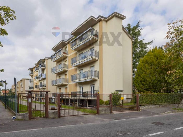 Appartamento trilocale in vendita in Via Duca degli Abruzzi, San Maurizio, Vimercate