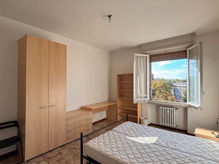 Appartamento trilocale in vendita in Piazza Guido Picelli, Parco Ducale Oltretorrente, Parma