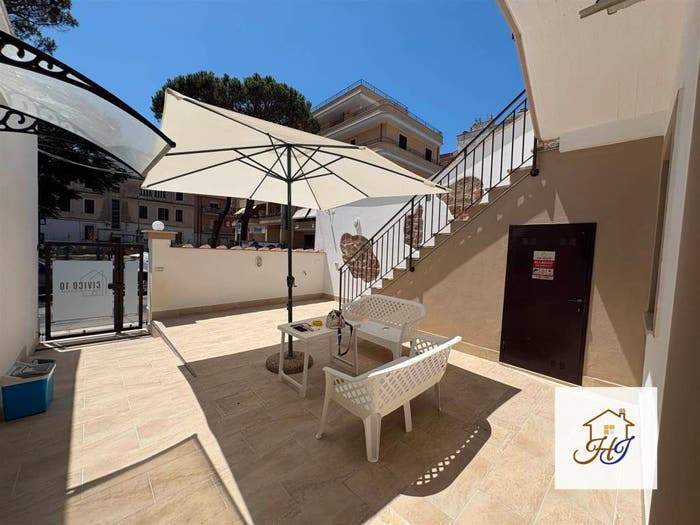 Casa con 6 locali in vendita in via IV Novembre, Centro, Nettuno
