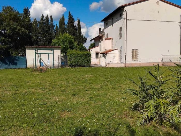Casa con 6 locali in vendita in Cerreto Guidi
