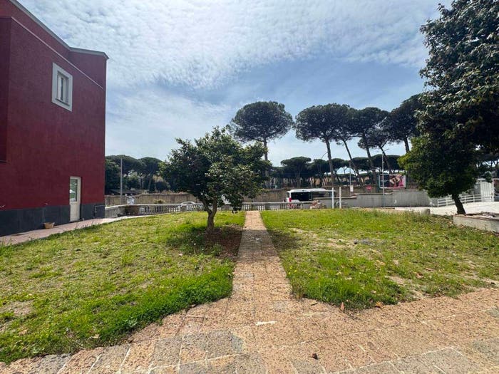 Appartamento quadrilocale in vendita in VIA CUPA IMPARATO, Zona Ospedaliera, Napoli