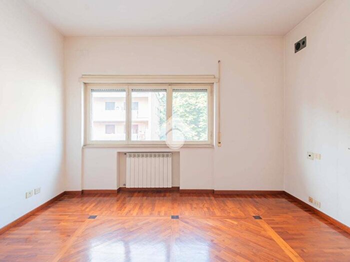 Appartamento trilocale in vendita in Via Prisciano, Balduina, Roma