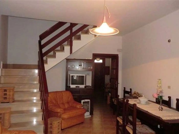 Casa con 5 locali in vendita in Via Sassari, Ittiri
