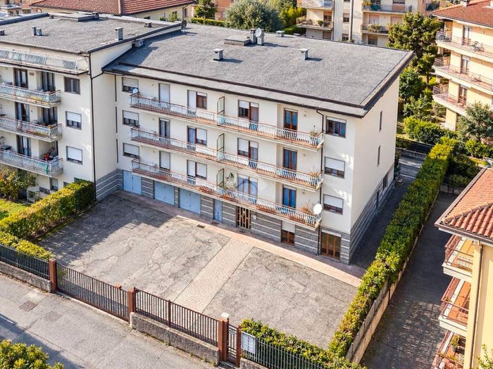 Appartamento quadrilocale in vendita in Via Montorio al Vomano, Torretta Torrione, L'Aquila
