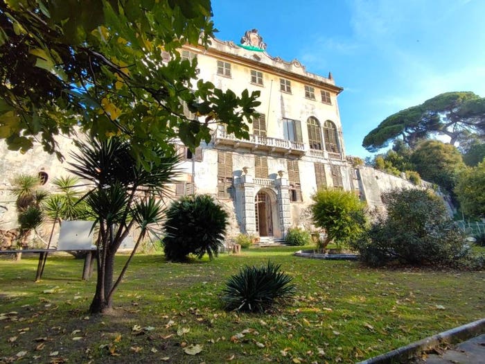 Casa con 6 locali in vendita in Via Merano, Sestri Ponente, Genova