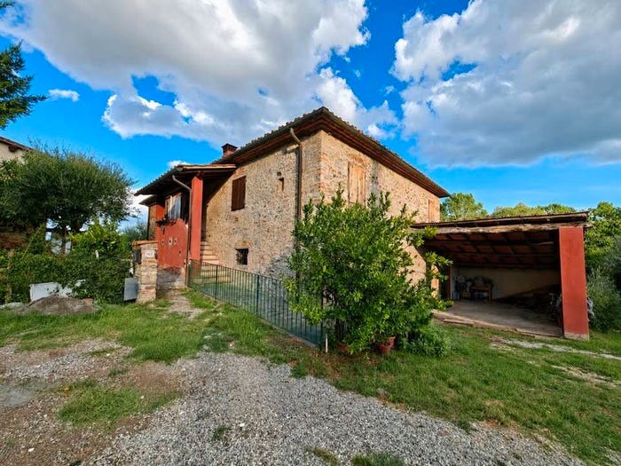 Casa con 5 locali in vendita in Località Petrolo, Bucine