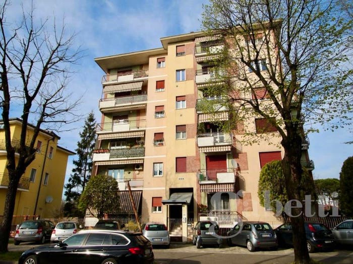 Appartamento trilocale in vendita in Viale Stelvio, Beata Giuliana, Busto Arsizio