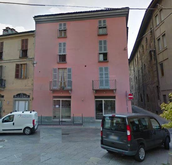 Appartamento trilocale in vendita in Via Asinari, Centro Storico, Asti