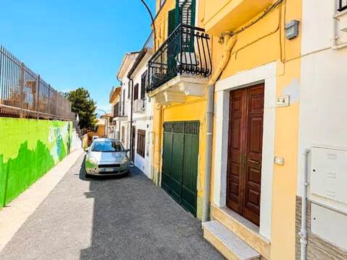 Appartamento trilocale in vendita in Via Don Bosco, Centro, Tocco da Casauria