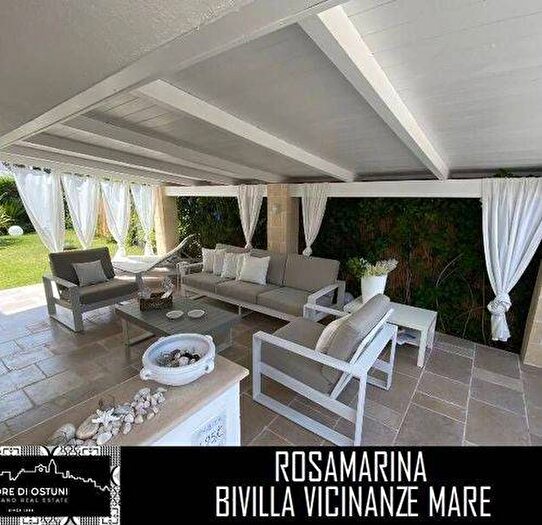 Casa quadrilocale in vendita in Via Pola Via Papa Giovanni XXIII, Ostuni