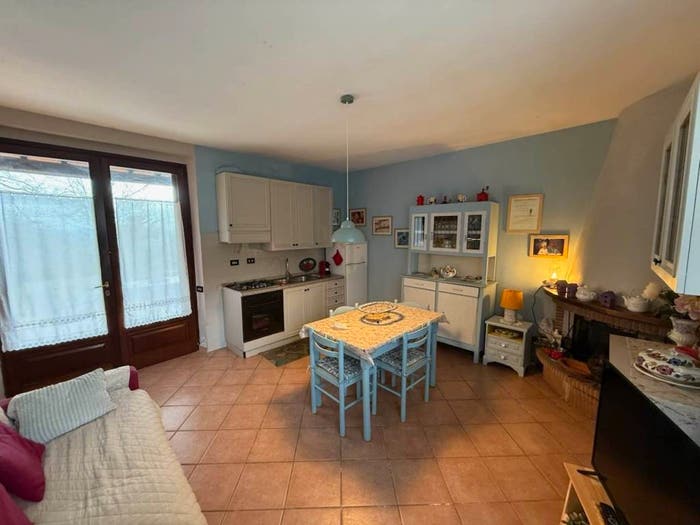 Appartamento trilocale in vendita in Monteverdi Marittimo