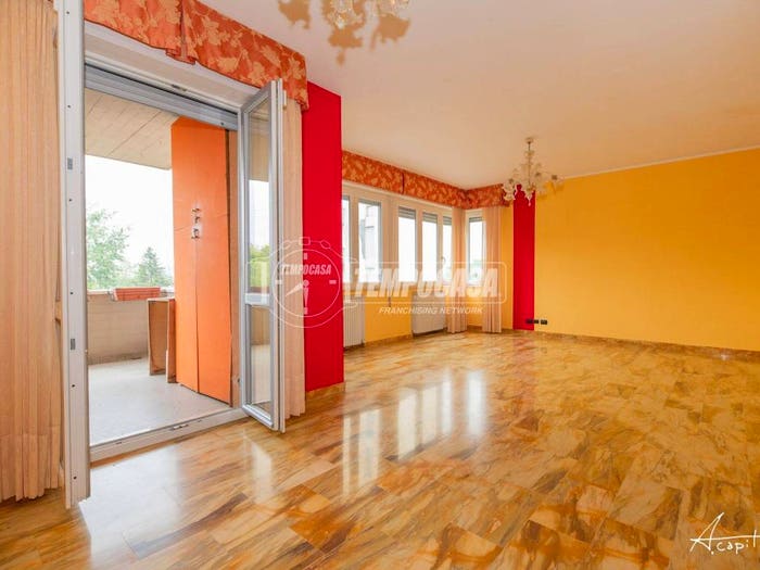 Appartamento quadrilocale in vendita in Villaggio Zeta, Modena