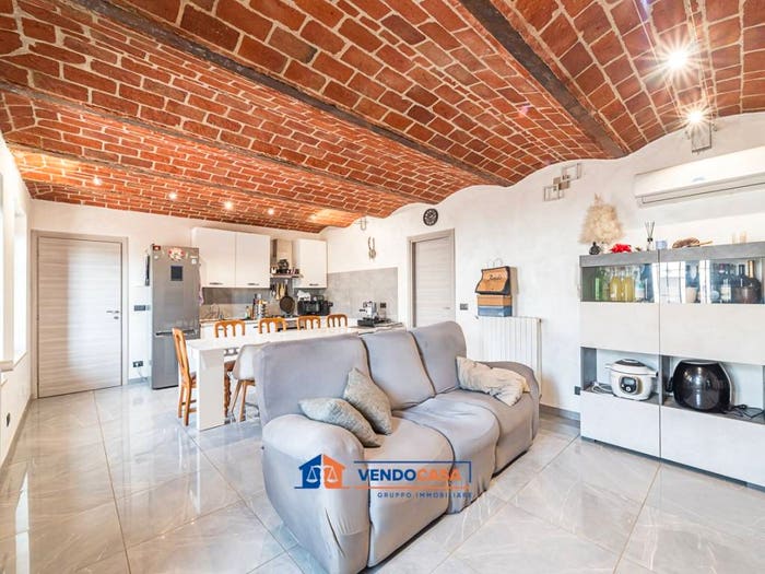 Casa quadrilocale in vendita in Vicolo Po, Centro, Casalgrasso