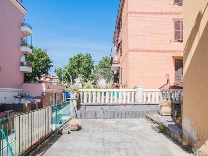 Appartamento trilocale in vendita in Via Lorenzo Vidaschi, Monteverde Nuovo, Roma