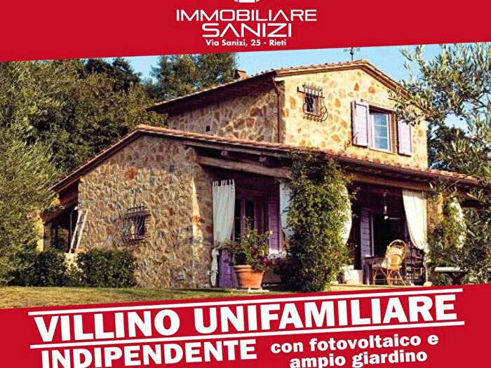 Casa trilocale in vendita in Rieti