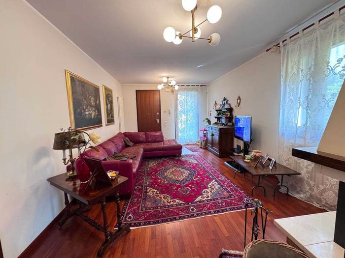 Casa con 6 locali in vendita in Sant'Elena