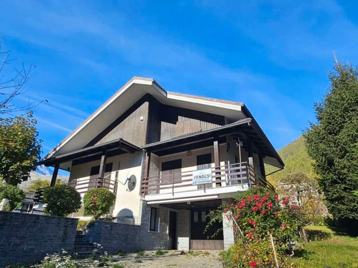 Casa con 6 locali in vendita in Borgata Broc, Prese Montone, Ceresole Reale