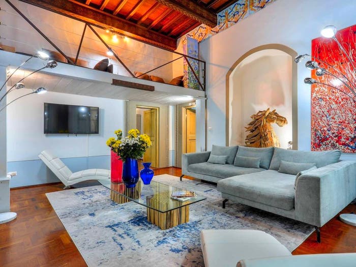 Appartamento con 6 locali in vendita in Via dell'Oriuolo, Duomo, Firenze