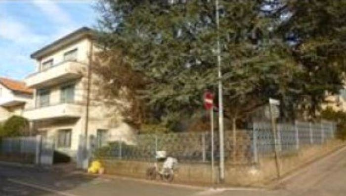 Appartamento trilocale in vendita in Via Lario, Semicentro, Cantù