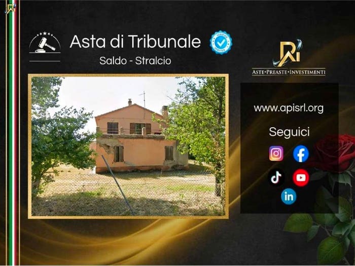 Appartamento con 6 locali in vendita in Via Pian di Rose, Sant'Ippolito
