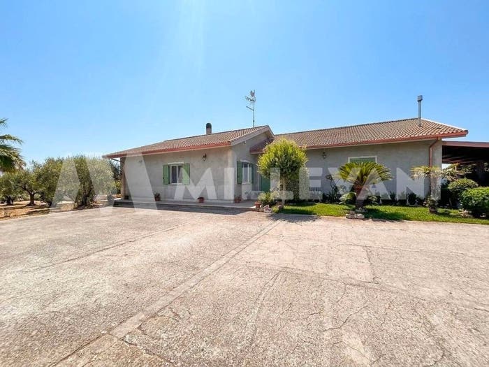 Casa con 6 locali in vendita in SP, Zappulla, Modica