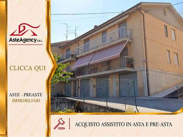 Appartamento con 5 locali in vendita in Contrada Passo San Ginesio snc, Passo San Ginesio, San Ginesio