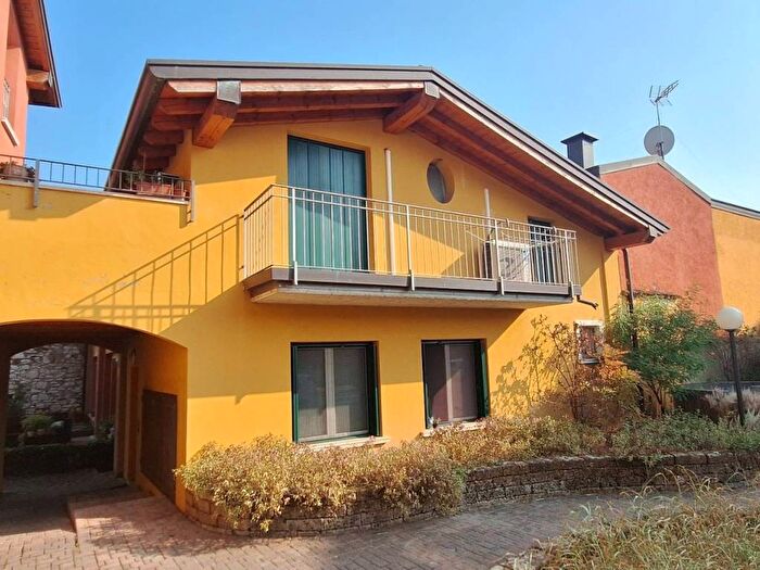 Appartamento trilocale in vendita in Via Agostino Chiappa, San Polo Vecchio, Brescia