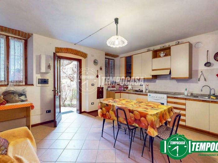 Casa trilocale in vendita in Via San Giovanni, Centro, Cassine
