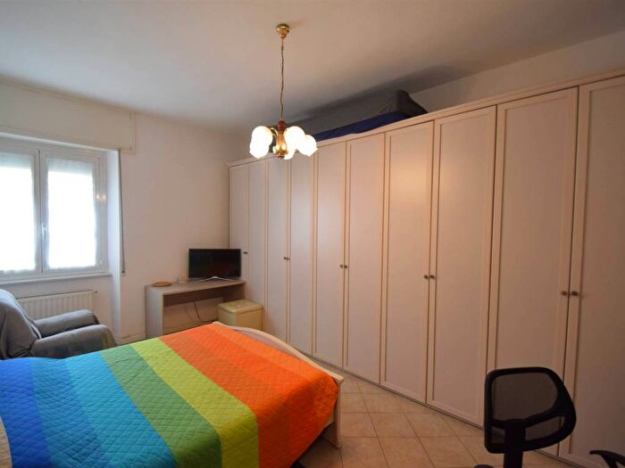 Appartamento trilocale in vendita in Dante Cheope, Piacenza