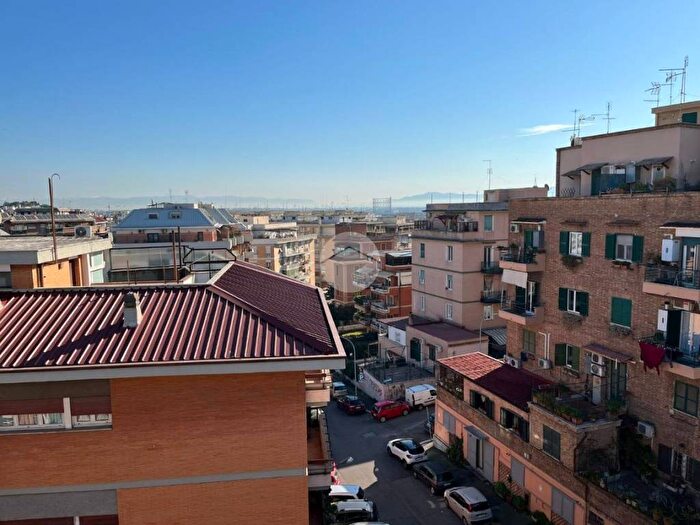 Appartamento monolocale in vendita in Via Pasquale Revoltella, Monteverde Nuovo, Roma