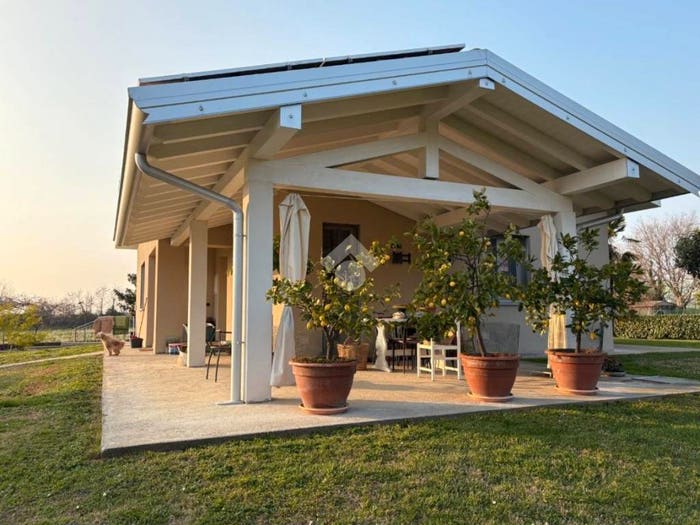Casa quadrilocale in vendita in VIA BORNICO, Zocco, Erbusco