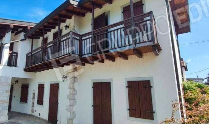 Casa con 6 locali in vendita in Via montello, Aviano Castello, Aviano