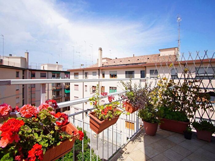 Appartamento quadrilocale in vendita in Riviera Marco Polo, Carpenedo Bissuola, Venezia