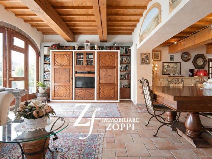 Casa con 6 locali in vendita in Via Di Barberino, Croci Di Calenzano, Calenzano