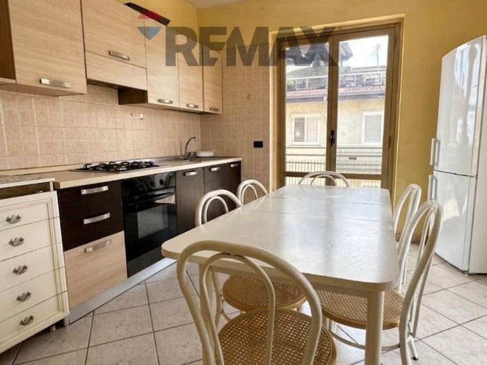 Appartamento trilocale in vendita in Viale Della Libertà, Trebisacce