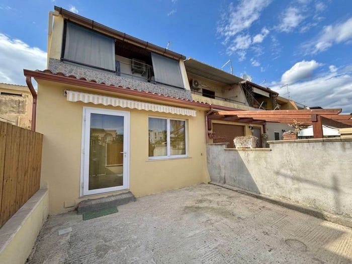 Casa trilocale in vendita in via Serchio, Capitana, Quartu Sant'Elena