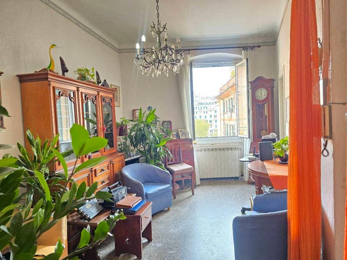 Appartamento con 5 locali in vendita in Via Canevari, Marassi, Genova