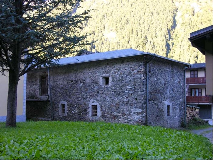 Case in Vendita e in Affitto - 2